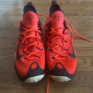 Nike men basketball shoes size eleven